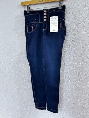 Colombian up your bootyHigh-Waist Dark Blue Women's Jeans
